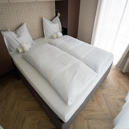 Comfortable Near The Pressegger