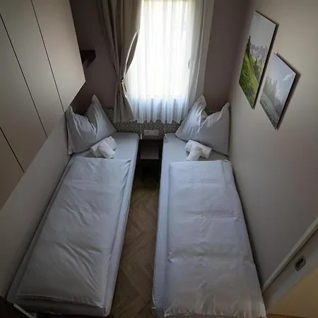 Chalet Comfortable Near The Pressegger
